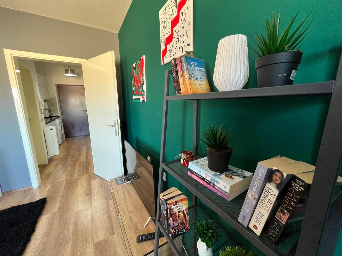 Mickitos City Center Apartment Скоп'є Екстер'єр фото