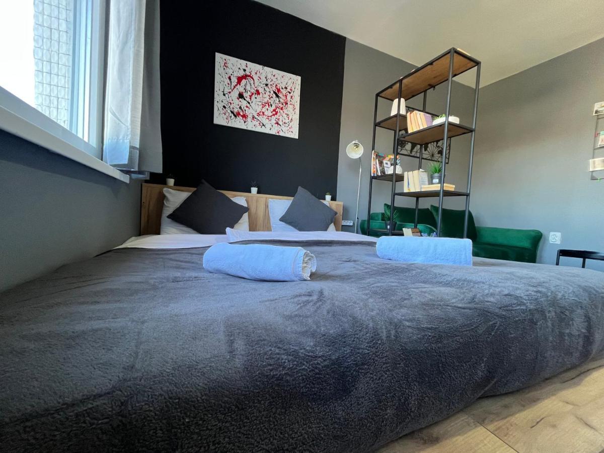 Mickitos City Center Apartment Скоп'є Екстер'єр фото