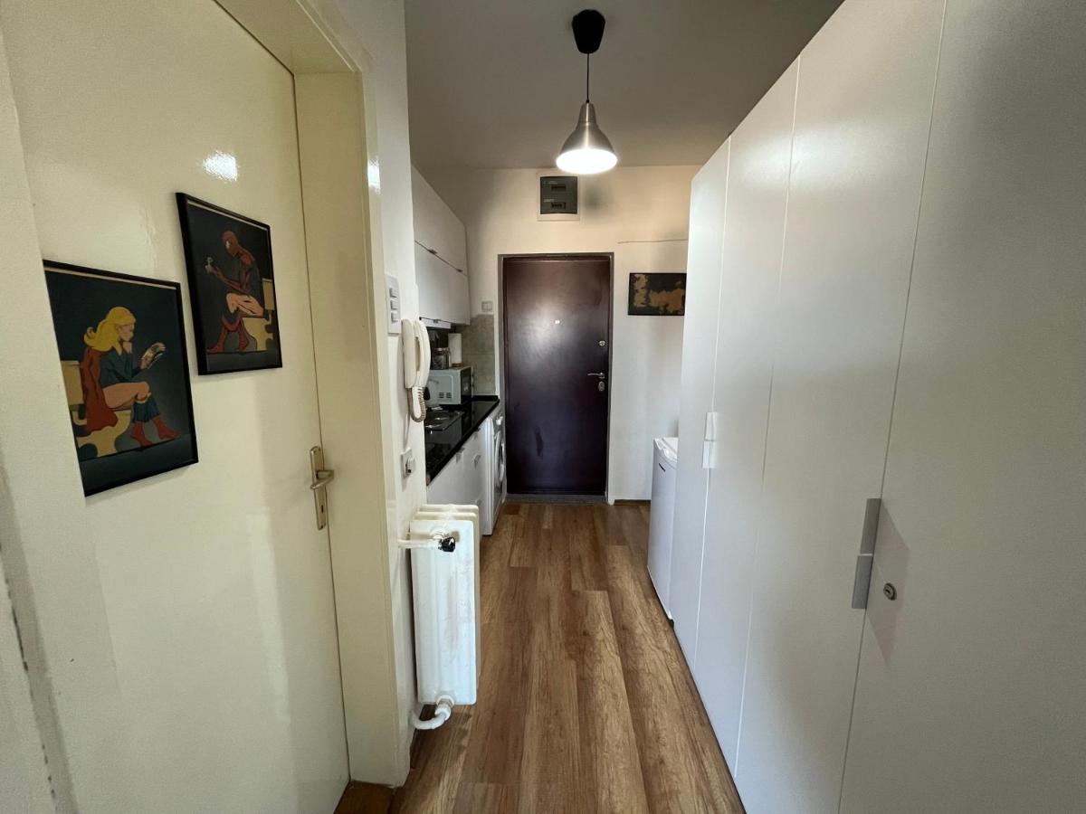 Mickitos City Center Apartment Скоп'є Екстер'єр фото