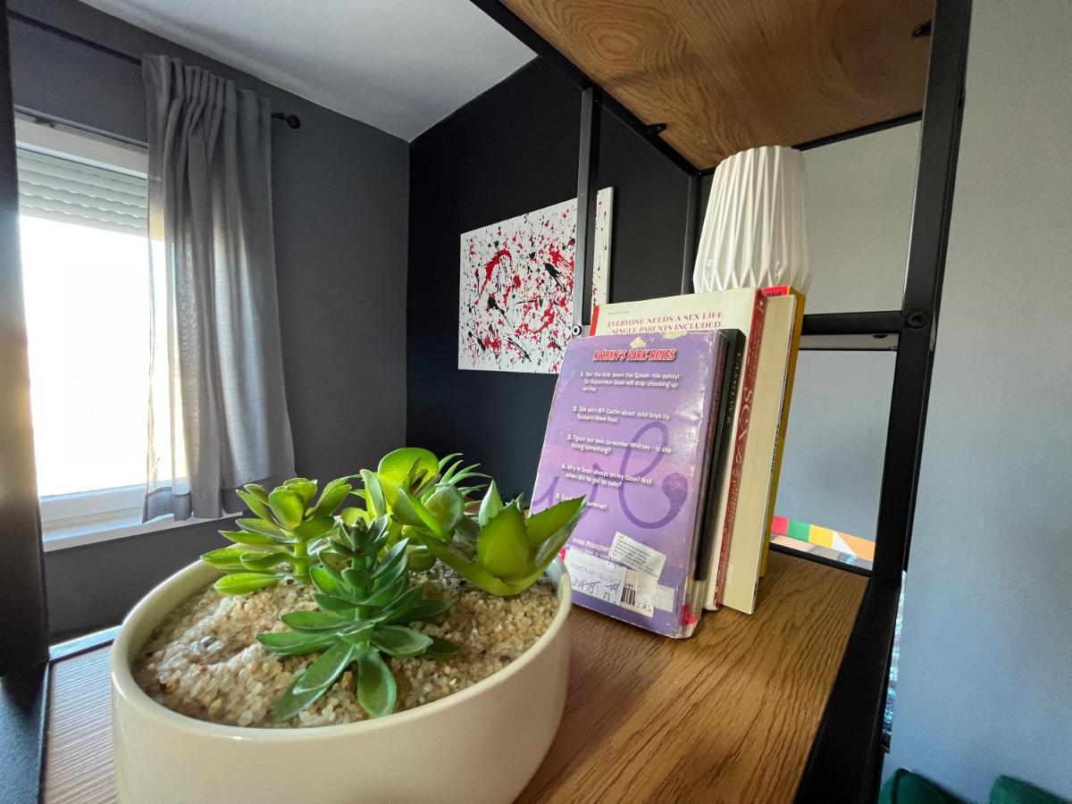 Mickitos City Center Apartment Скоп'є Екстер'єр фото