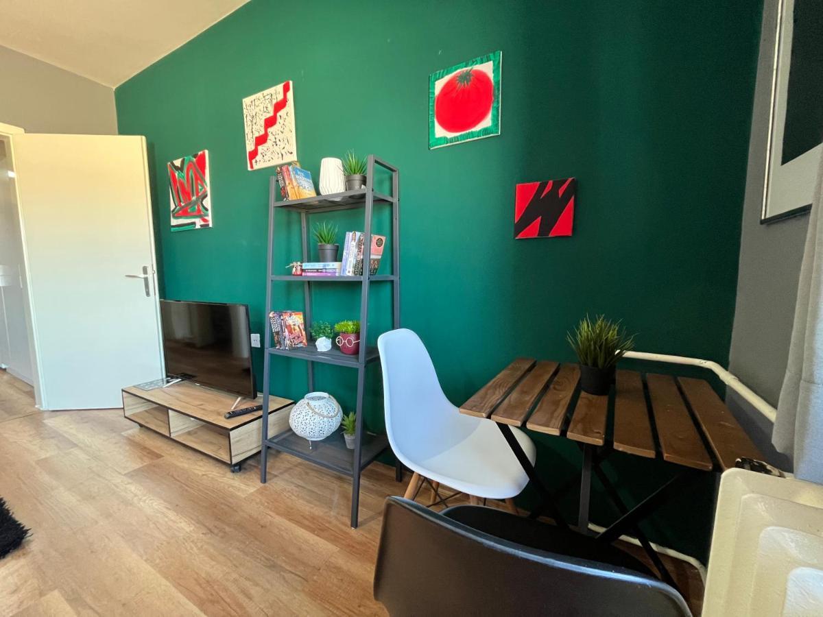 Mickitos City Center Apartment Скоп'є Екстер'єр фото